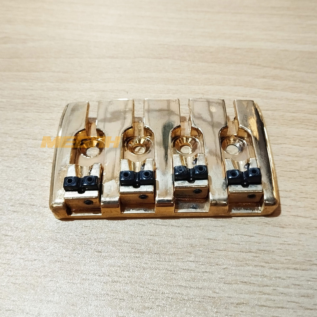 BRIDGE BASS 4 STRING - GOLD
