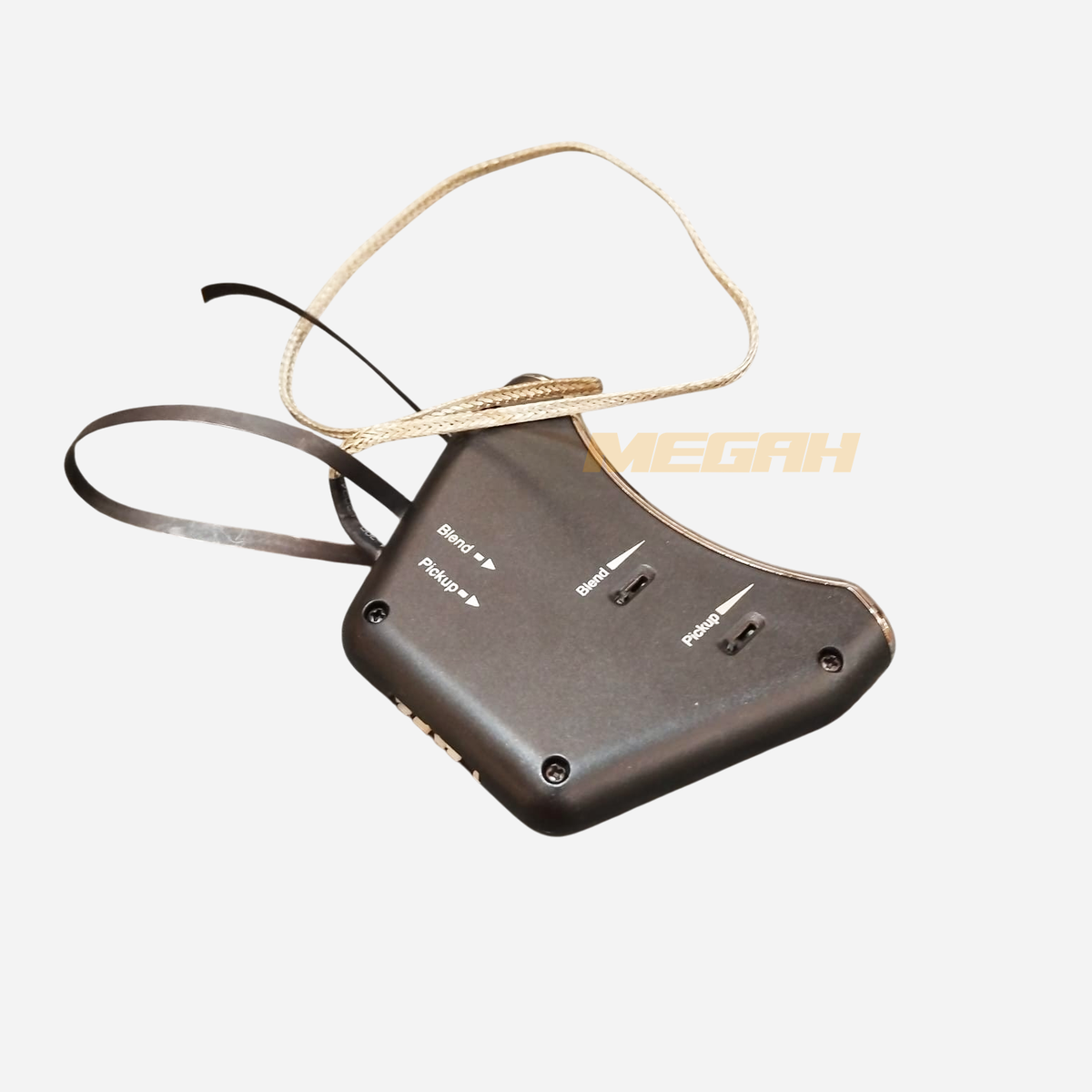 EQ UKULELE-GITAR UT-202