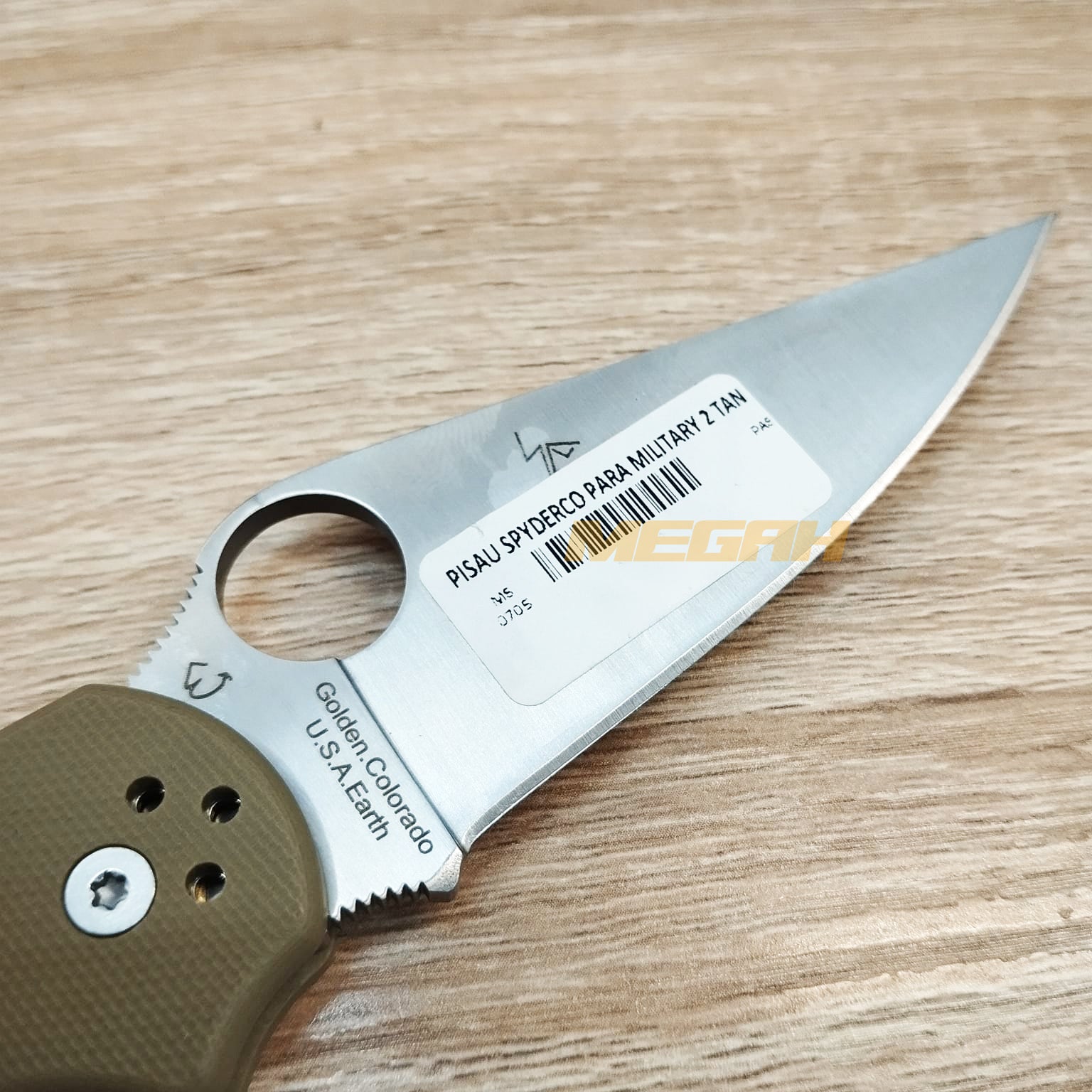 PISAU LIPAT SPYDERCO / PISAU OUTDOOR / PISAU SURVIVAL TAN