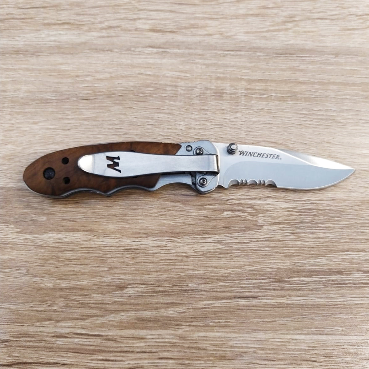 PISAU LIPAT WINCHESTER (BROWN) | PISAU OUTDOOR/SURVIVAL Gambar utama produk