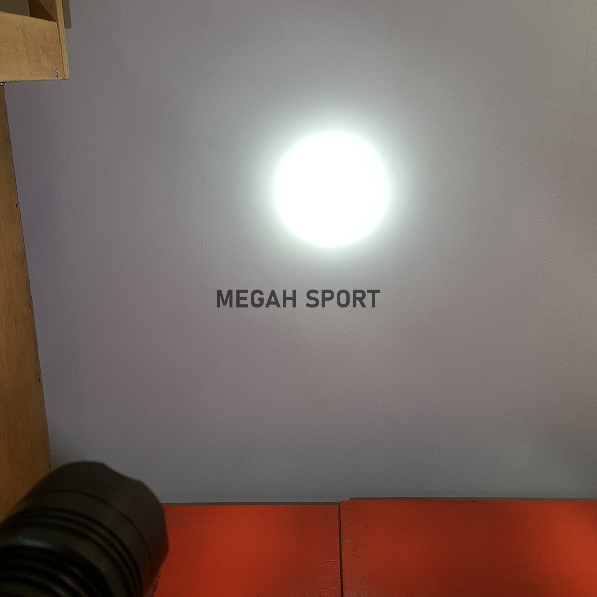 SENTER BLOR / SPOTLIGHT T61-LA 10W LED (LS373) - Megah Sport