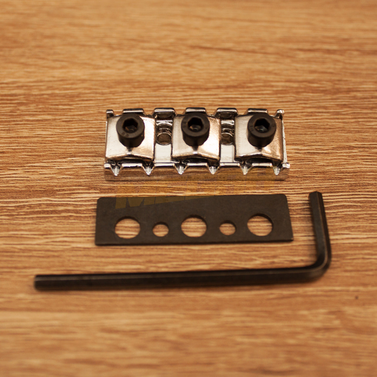 TOP LOCKING NUT DOWN GITAR